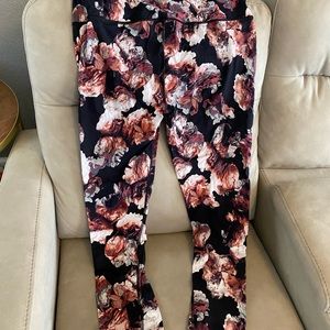 Floral Victorias Secret leggings